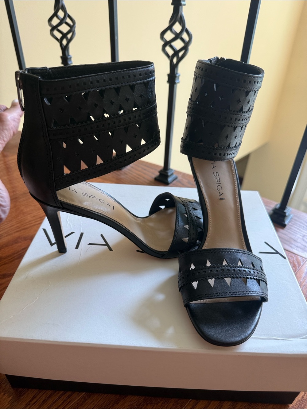 Via Spiga Black Laser-Cut Ankle-Cuff Heels 8 1/2 nib